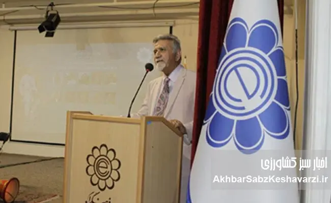 پرفسور-امین-نویسنده-کتاب-شاهنامه-امین-از-سخنرانان