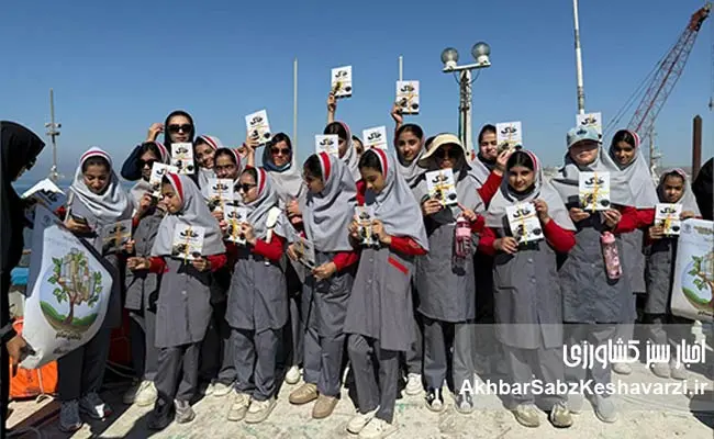 خاک-و-کتاب؛-دو-بستر-بنیادین-برای-پرورش-انسان+-ویدئو-6.jpg-7