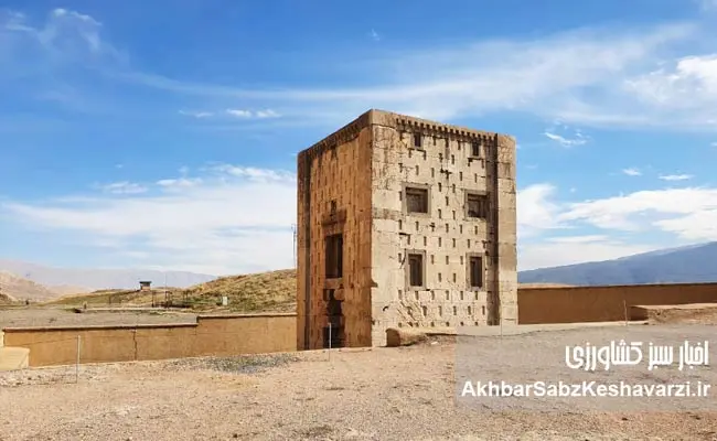 فرونشست-زمین-به-حریم-تاریخ-رسید؛-نقش‌رستم-در-آستانه-بحران.jpg-2.jpg-3