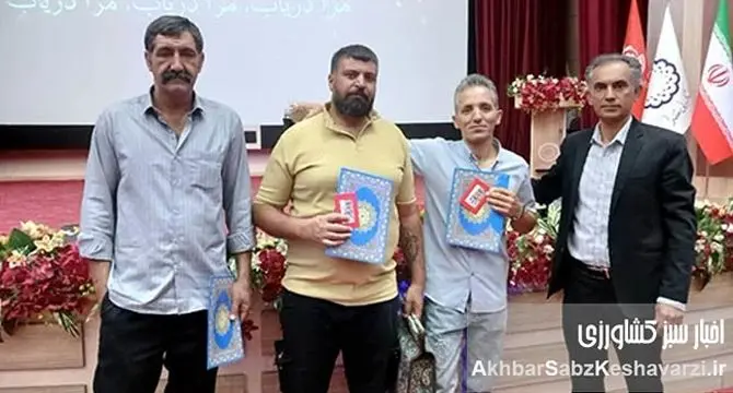 درخشش تلاش در کیمیای سبز رفسنجان؛ تجلیل از کارگران نمونه مجموعه