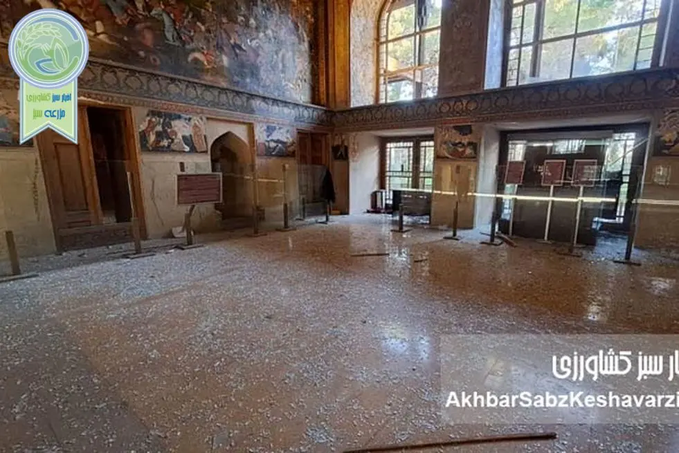 آسیب به کاخ چهلستون اصفهان؛ میراث جهانی یونسکو زیر آتش+ عکس