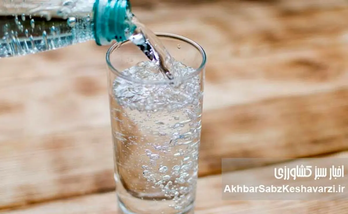 آب گازدار؛ نوشیدنی سالم یا عادت پنهانِ آسیب‌زننده؟