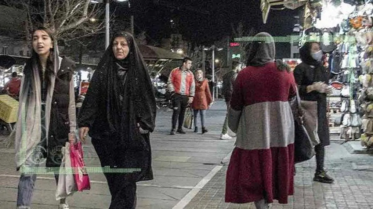 تطبیق زندگی ایرانیان با زندگی دیگران