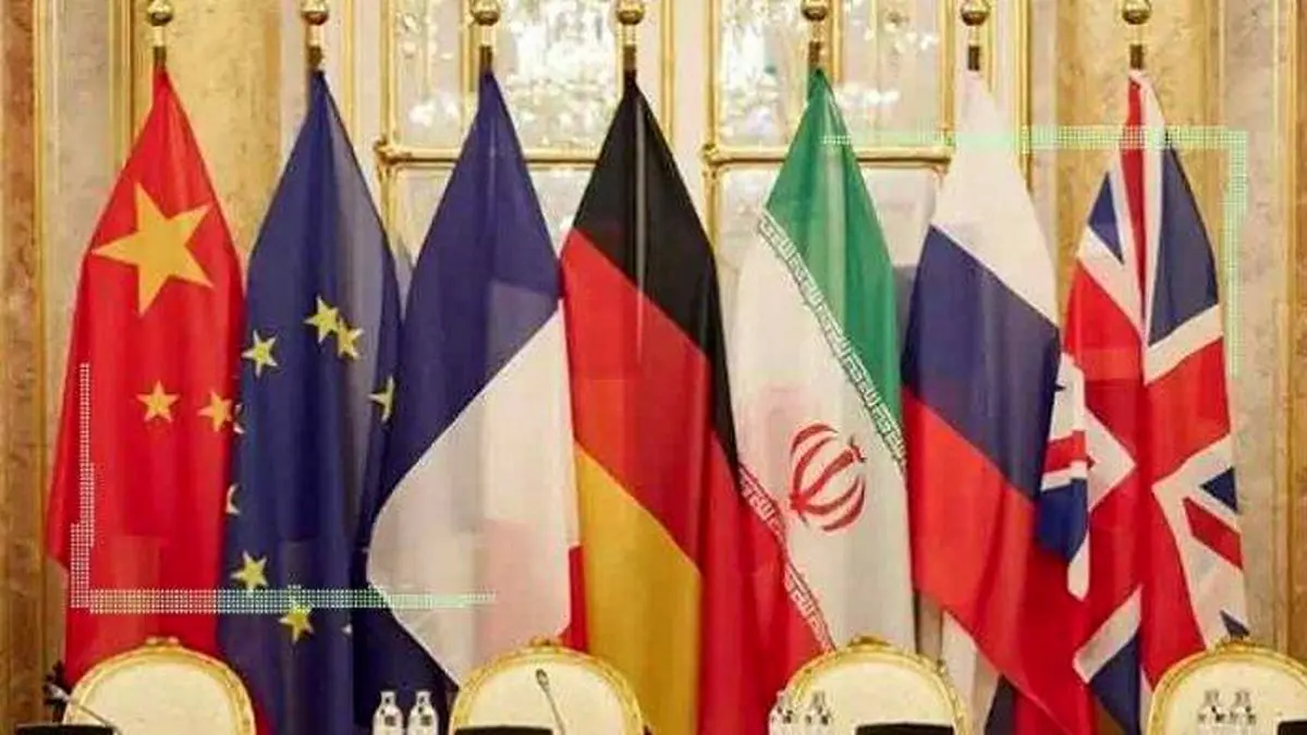 حرف هیچ کس سند نیست