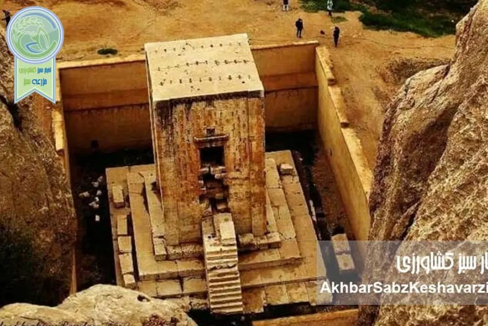 فرونشست زمین به حریم تاریخ رسید؛ نقش‌رستم در آستانه بحران