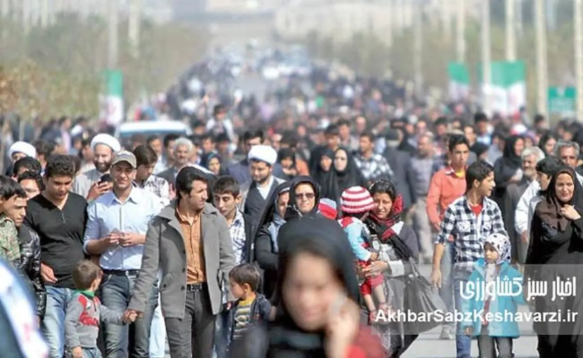 خودی و غیرخودی: چگونه این دوگانگی مانع توسعه ایران می‌شود؟