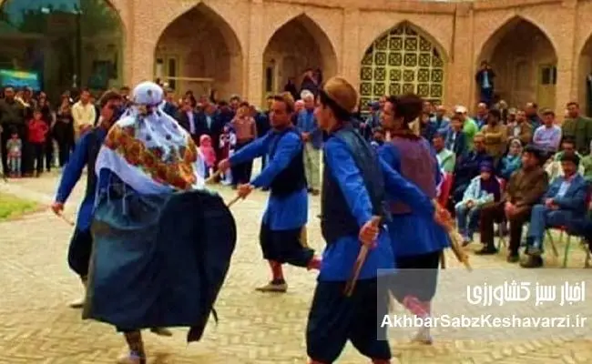 اَرکِه ما؛ طنین چوب‌دستیِ نوروزخوانان بر درگاهِ خانه‌های مازندران